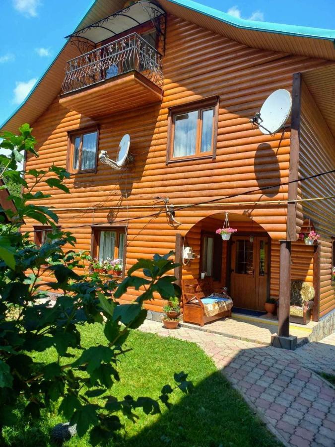 Cottage "Kliverent" Yaremche Exterior foto